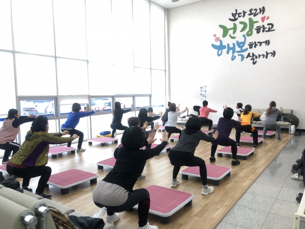 건강관리(동부)센터 운동 교육 모습